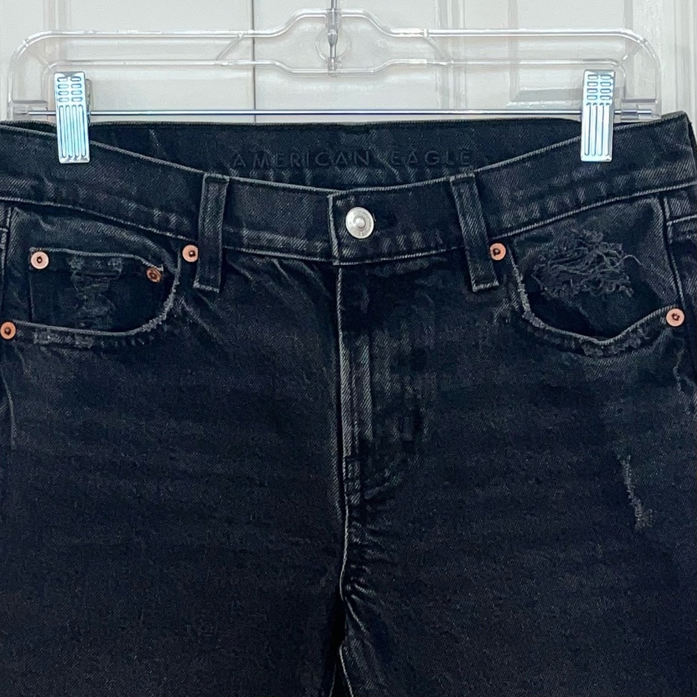 American Eagle Women's Black Skinny Jeans Size 4
Mid Rise - Picture 2 of 7
